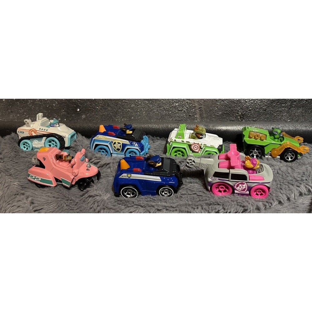Paw Patrol 1:55 Diecast Toy Car Vehicle Lot 7 Skye Chase Everest Tracker Figures